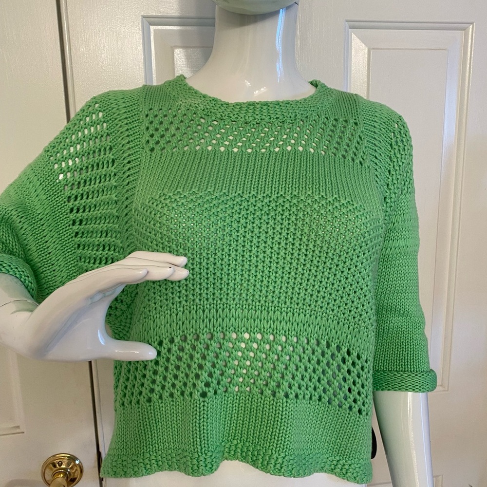 Vibrant Green Women's Knit Sweater Size S NWT